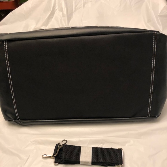 Carry All - Picture 5 of 5